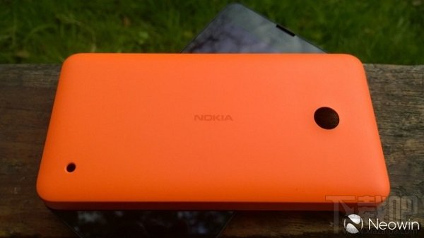 WP8.1主力机型:诺基亚Lumia 630橙色版开箱