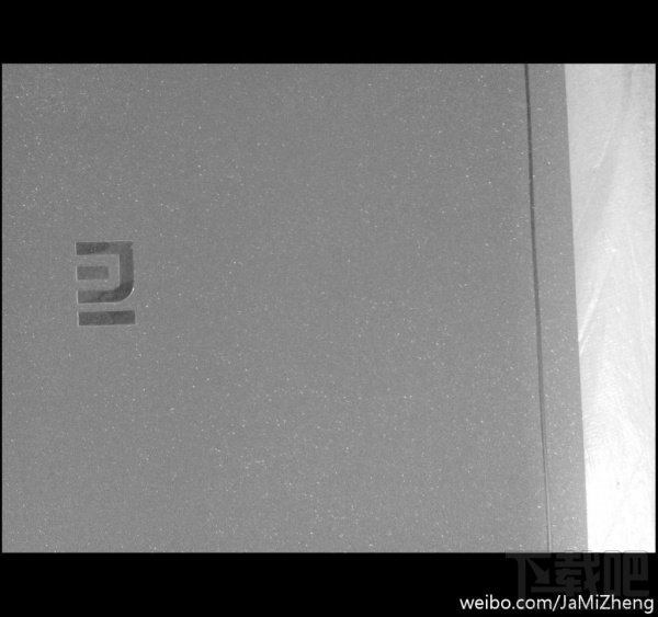 小米笔记本“真机”曝光