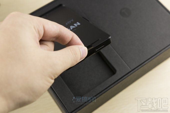 情怀至上?锤子手机Smartisan T1上手