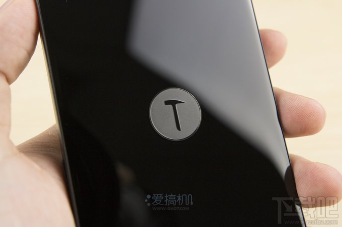 情怀至上?锤子手机Smartisan T1上手