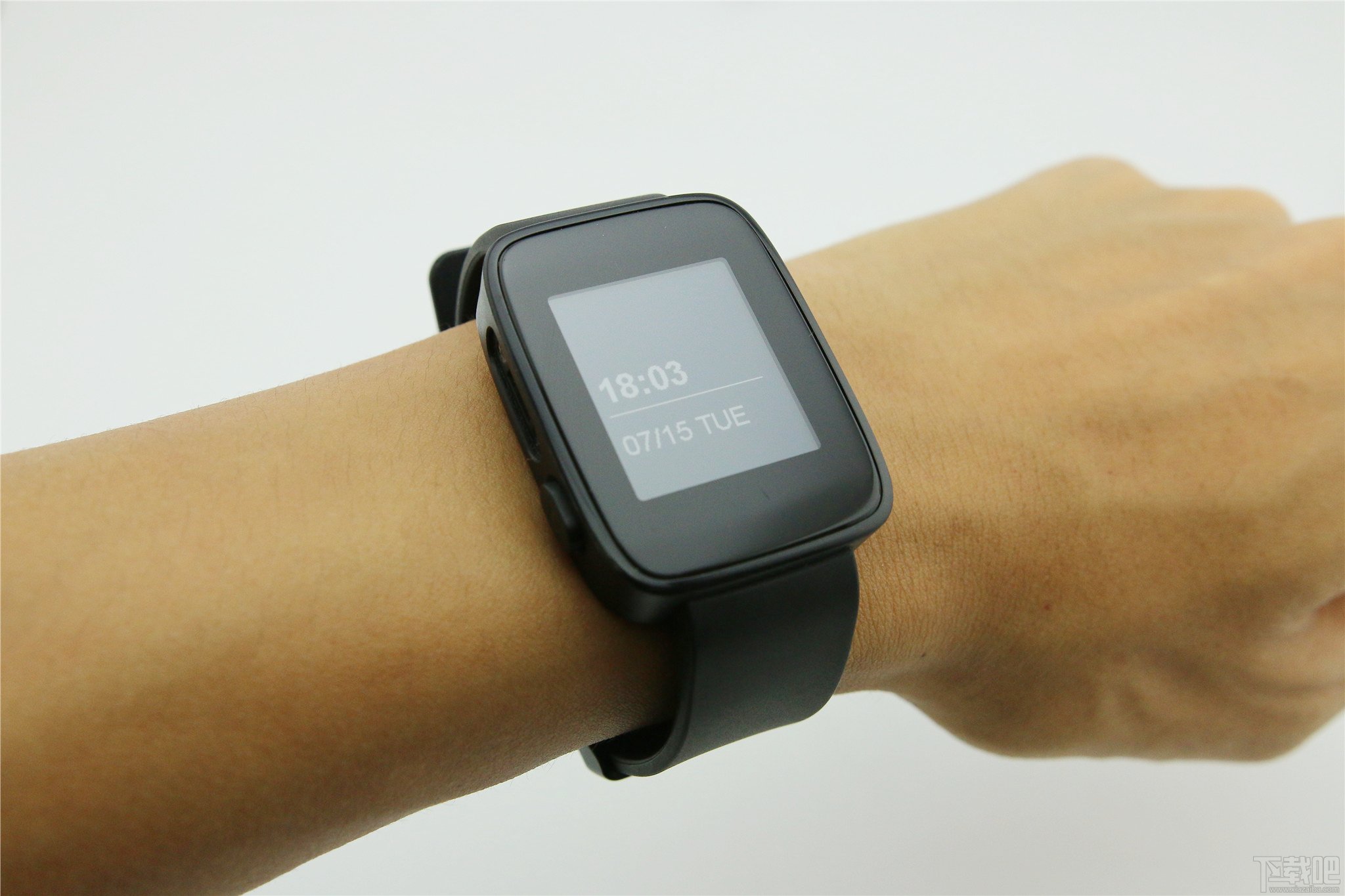 最接地气的智能手表 WeLoop小黑体验评测