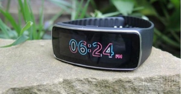 谷歌隐形眼镜 :是颠覆,还是一种祸根