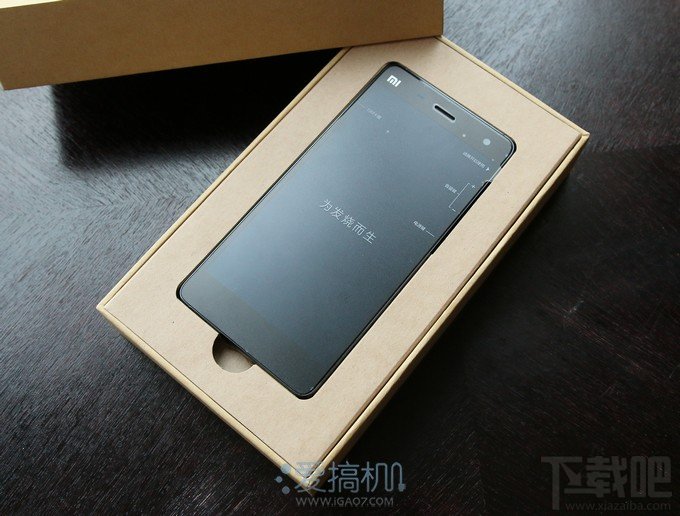 金属边框 小米手机4开箱