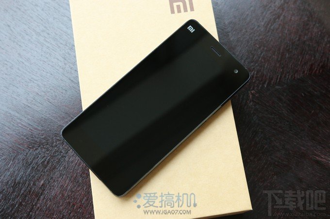 金属边框 小米手机4开箱