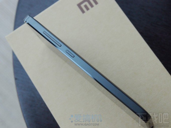 金属边框 小米手机4开箱
