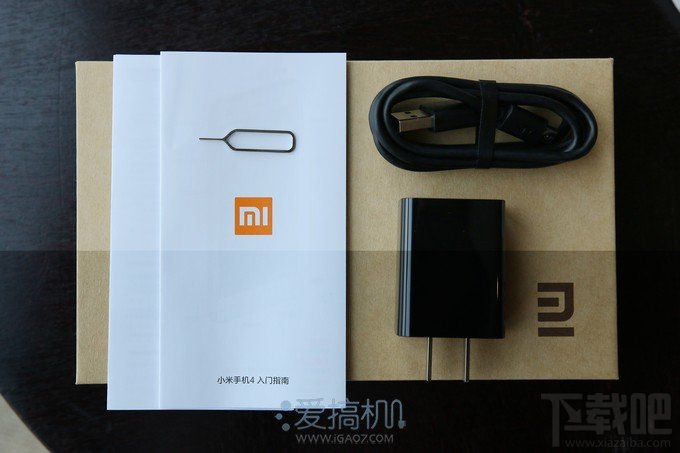 金属边框 小米手机4开箱