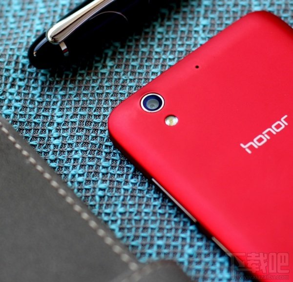 荣耀3C电信版图赏 致薄致美