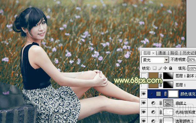 如何用Photoshop CC给草地上的美女加上古典暗调青黄色