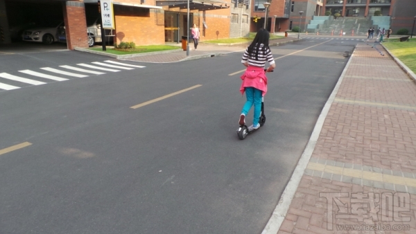 哪吒附体! Coolped电动滑板车体验