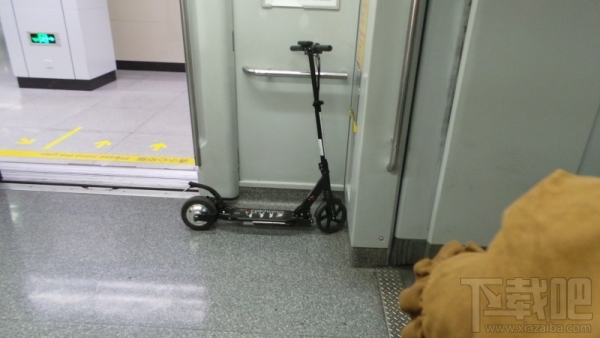 哪吒附体! Coolped电动滑板车体验