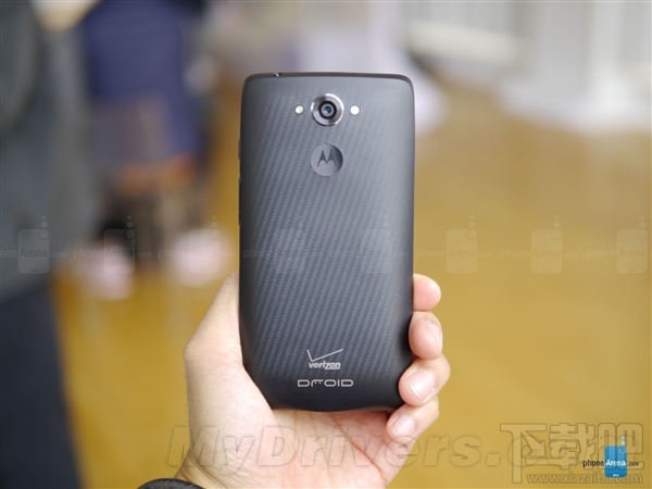 真棒!最强Android机摩托Droid Turbo上手体验