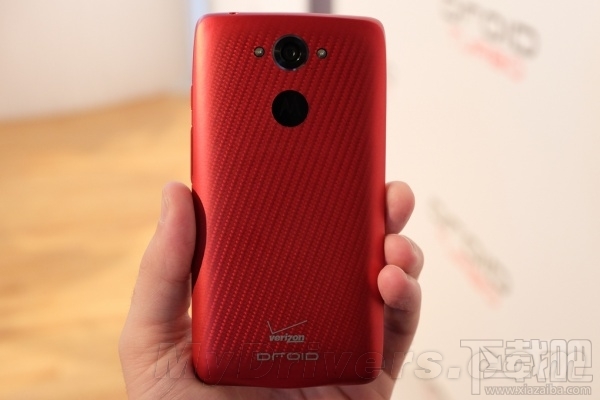 真棒!最强Android机摩托Droid Turbo上手体验