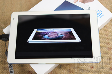 64位四核+10小时续航 蓝魔i9s开箱试玩体验