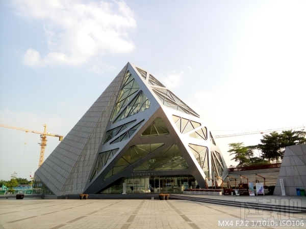 鹿死谁手?魅族 MX4 VS 小米 4 拍摄横评