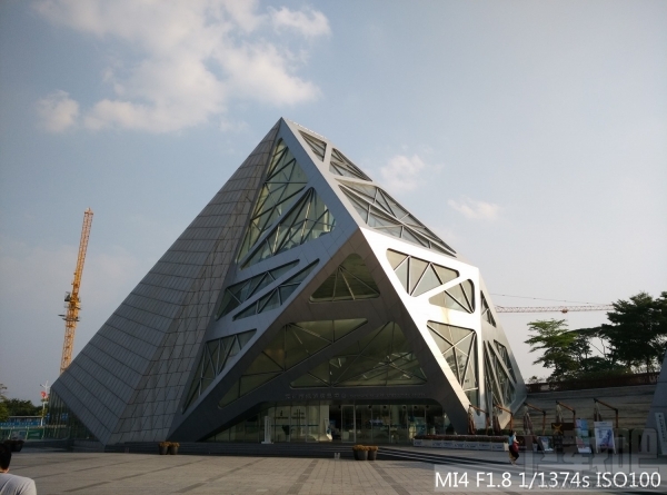 鹿死谁手?魅族 MX4 VS 小米 4 拍摄横评