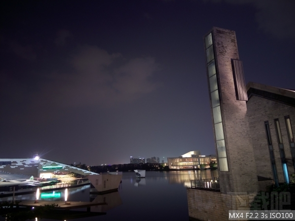 鹿死谁手?魅族 MX4 VS 小米 4 拍摄横评