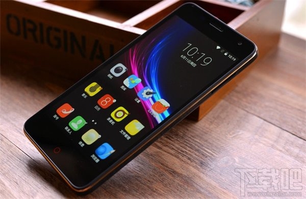 1499元+4700mAh电池,小辣椒9发布