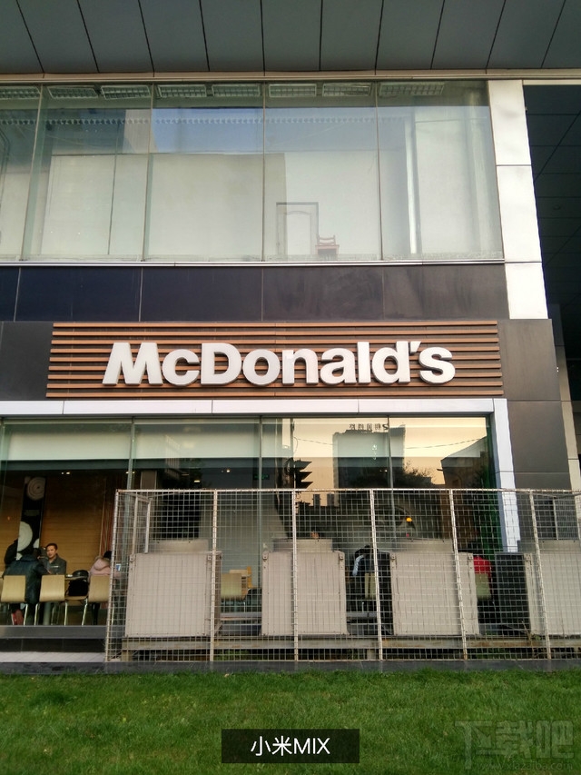 华为Mate9和小米MIX/OPPOR9s/荣耀note8拍照对比:哪款拍照效果好?