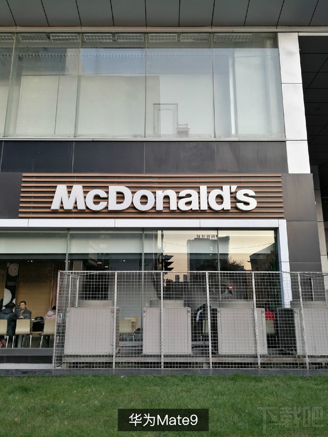 华为Mate9和小米MIX/OPPOR9s/荣耀note8拍照对比:哪款拍照效果好?