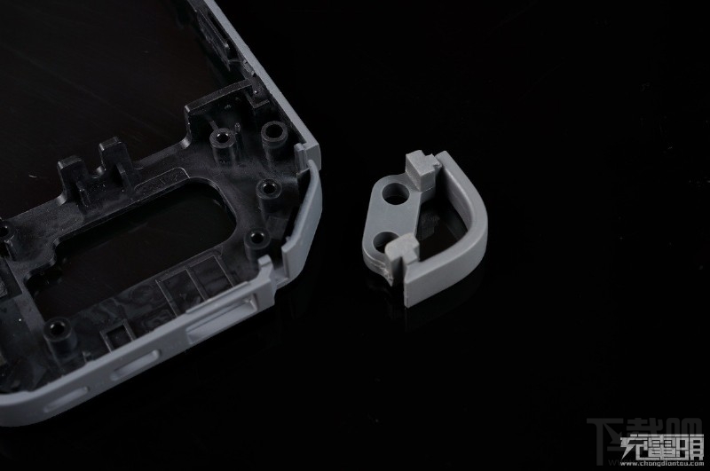 华为标准版移动电源荣耀10000mAh版本AP08拆解