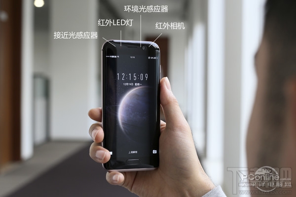 华为荣耀Magic手机全面评测:性价比超强!