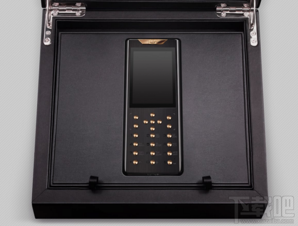 高价还靠金镶钻 售价21万Gresso限量功能机发布