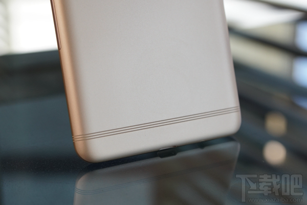 三星C9 Pro评测:大屏超薄设计 相机玩法丰富