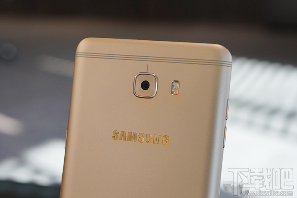 三星C9 Pro评测:大屏超薄设计 相机玩法丰富