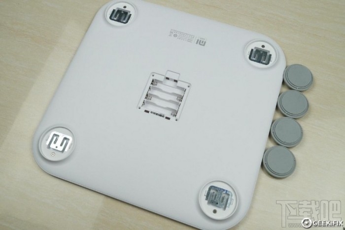 小米体脂秤真机拆解 觉得值就买