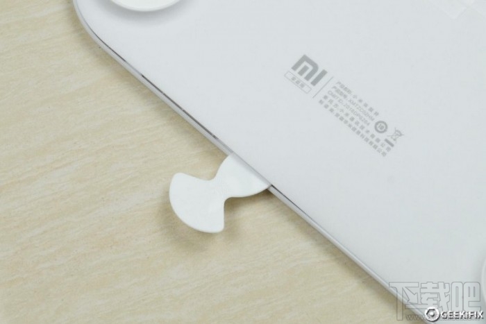 小米体脂秤真机拆解 觉得值就买