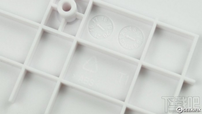 小米体脂秤真机拆解 觉得值就买