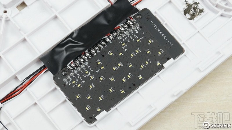 小米体脂秤真机拆解 觉得值就买