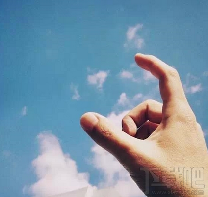 picsart怎么制作透明手机图片?