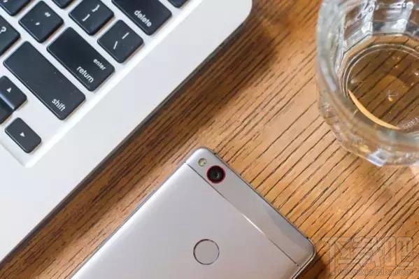 努比亚z11手机评测:低调但却卓尔不凡!