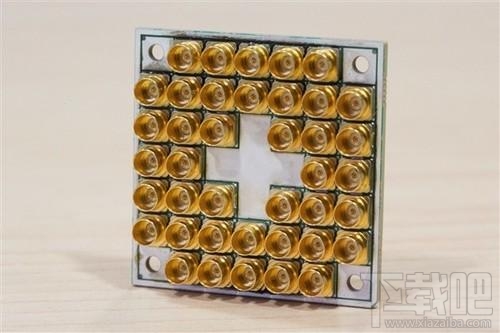 Intel展示量子计算机CPU芯片:比i7快6万倍