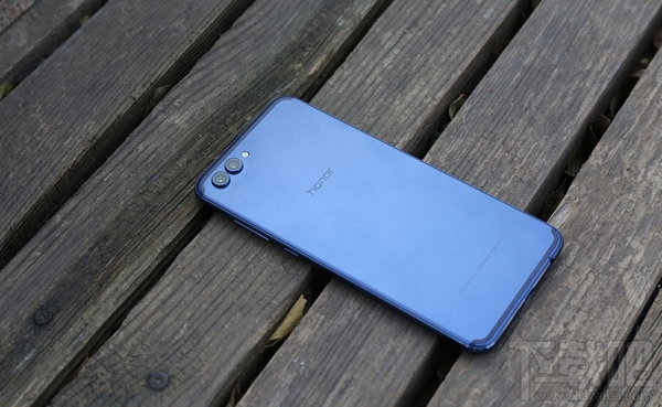 荣耀V10怎么样?荣耀V10手机评测