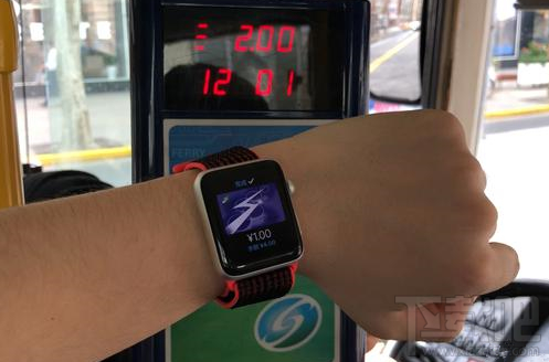 Apple Watch没网络能刷公交卡吗?