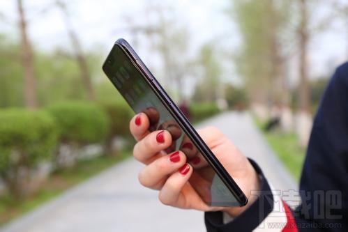 OPPO R15星空紫怎么样?OPPO R15星空紫手机体验评测