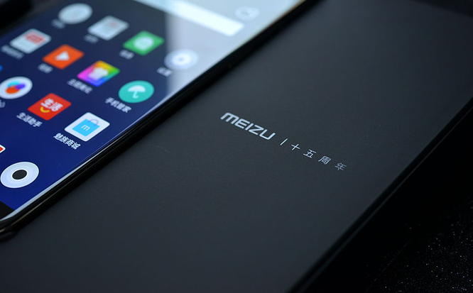 魅族15/15 Plus正式发布,魅族15Plus真机开箱图赏与评测