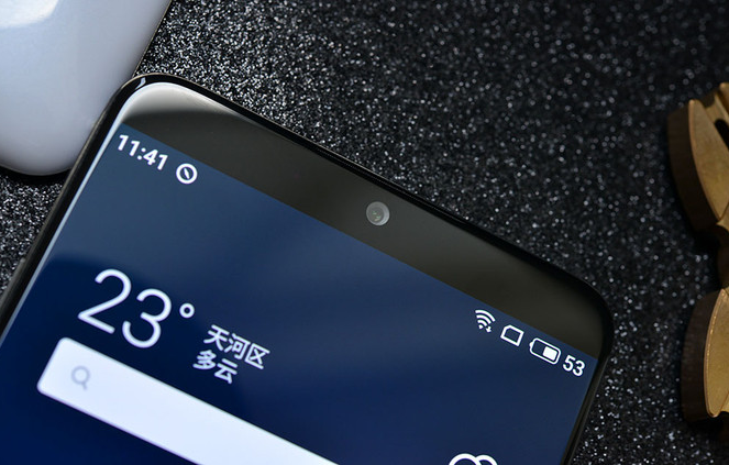 魅族15/15 Plus正式发布,魅族15Plus真机开箱图赏与评测