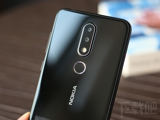 诺基亚X6怎么样?Nokia X6评测 创新搭配经典