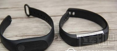 小米手环2和fitbit alta哪个好?小米手环2和fitbit alta的区别