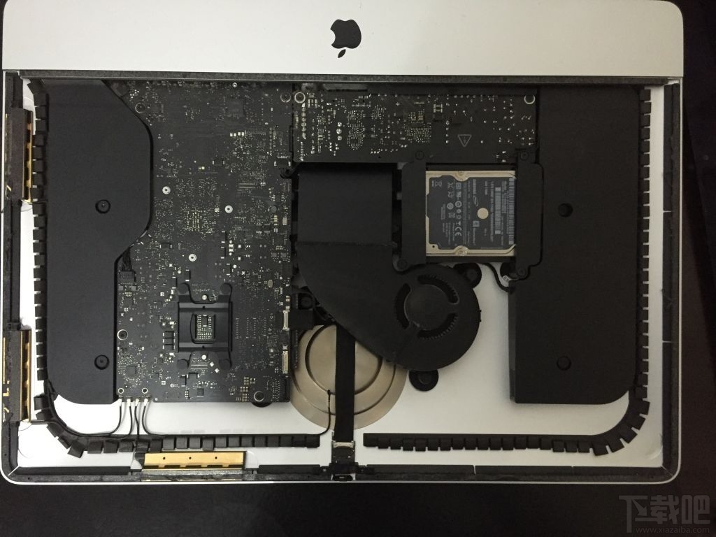 旧款iMac怎么更换机械硬盘?iMac加SSD固态硬盘教程
