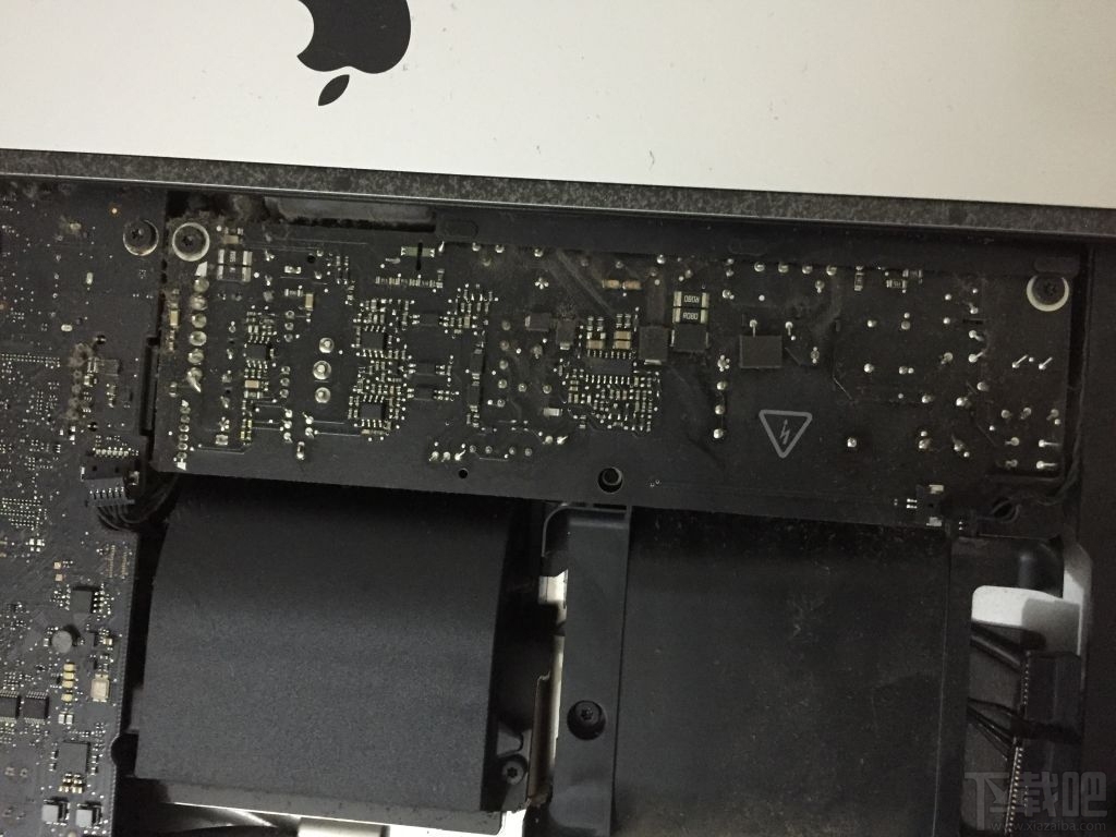 旧款iMac怎么更换机械硬盘?iMac加SSD固态硬盘教程