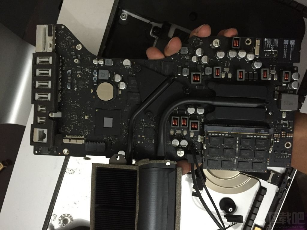 旧款iMac怎么更换机械硬盘?iMac加SSD固态硬盘教程