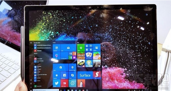 Surface Book 2和MacBook Pro哪个比较好?Surface Book2/MacBook Pro对比