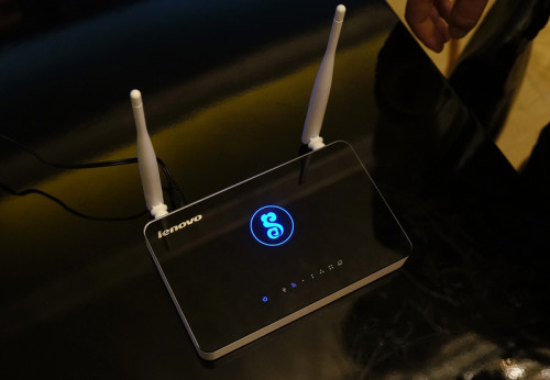 联想发布智能路由器newifi：内置私有云插件