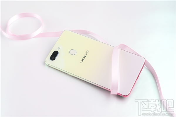 OPPOR15幻色粉版开箱图赏