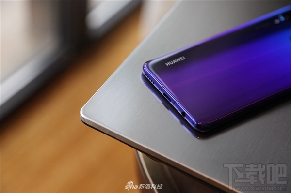 华为nova3图片赏:蓝楹紫一眼中毒