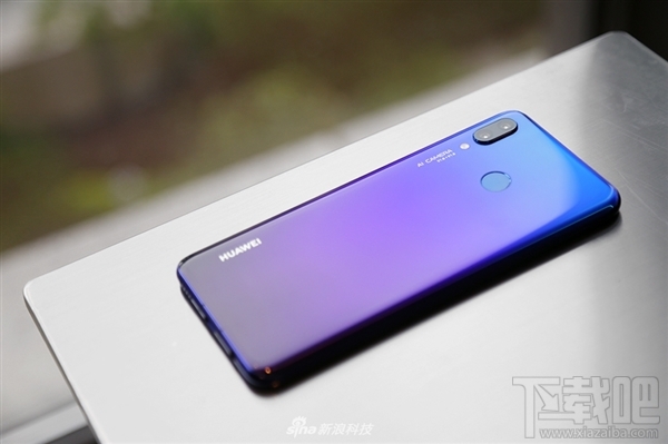 华为nova3图片赏:蓝楹紫一眼中毒